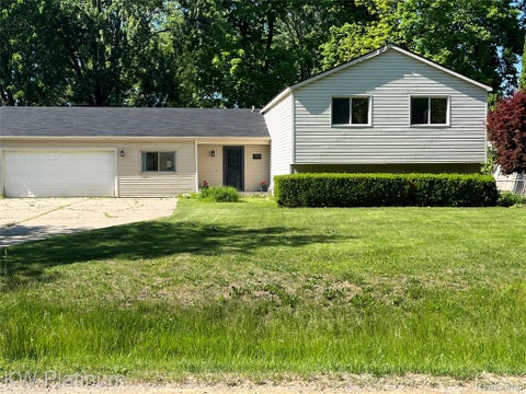 Photo of 185 Michelson Road, Rochester Hills City, MI 48307 (MLS # 20251060419)