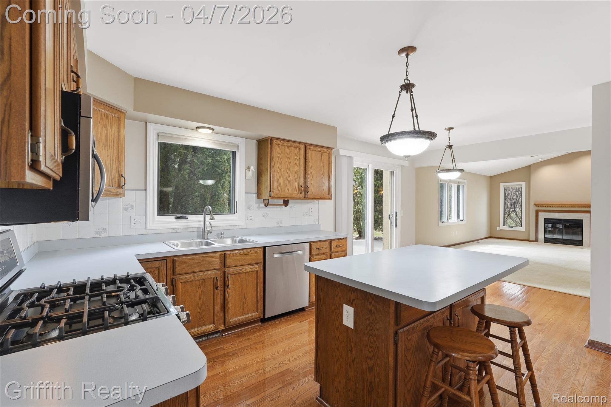 2142 Cumberland Drive