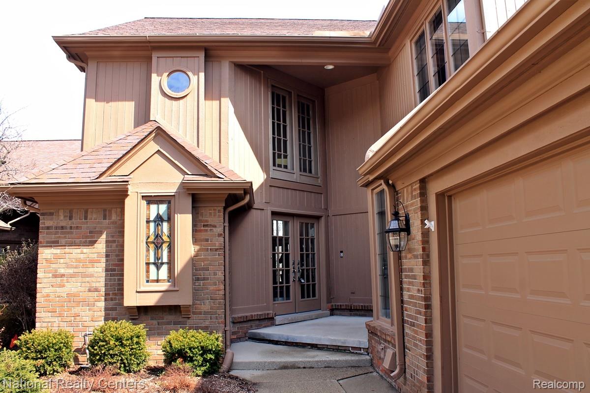 13756 Eaton Drive 16