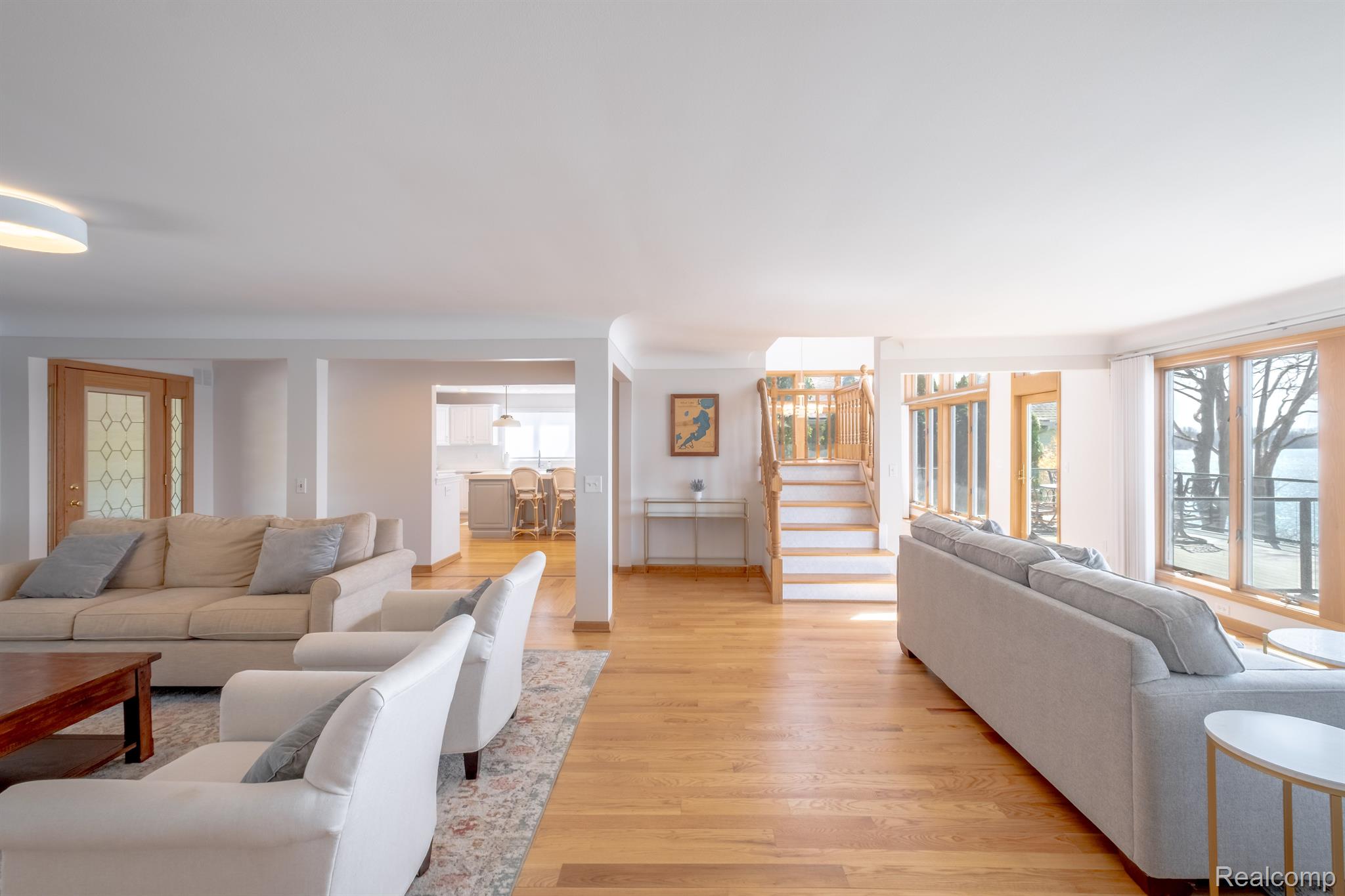 Fenton City Genesee, Michigan 48430, United States, 5 Bedrooms Bedrooms, ,4 BathroomsBathrooms,Residential,Active,112247