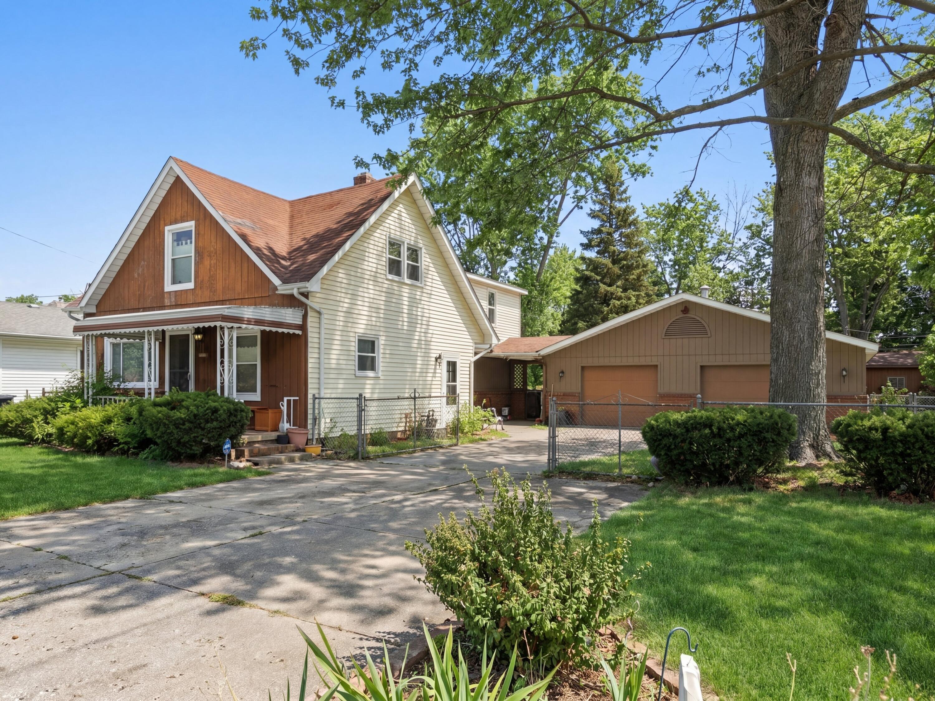 12126 Centralia