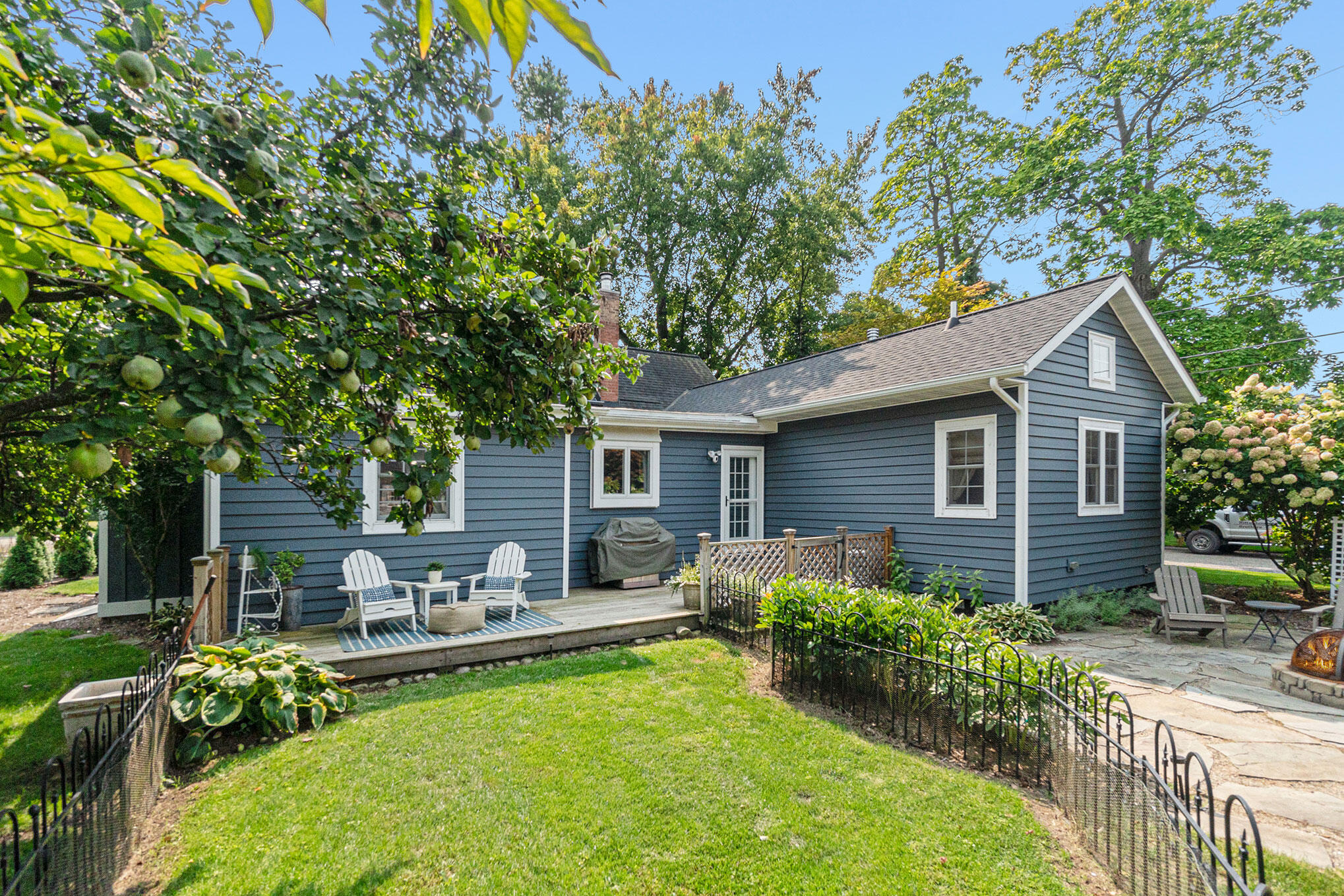 810 Allegan Street