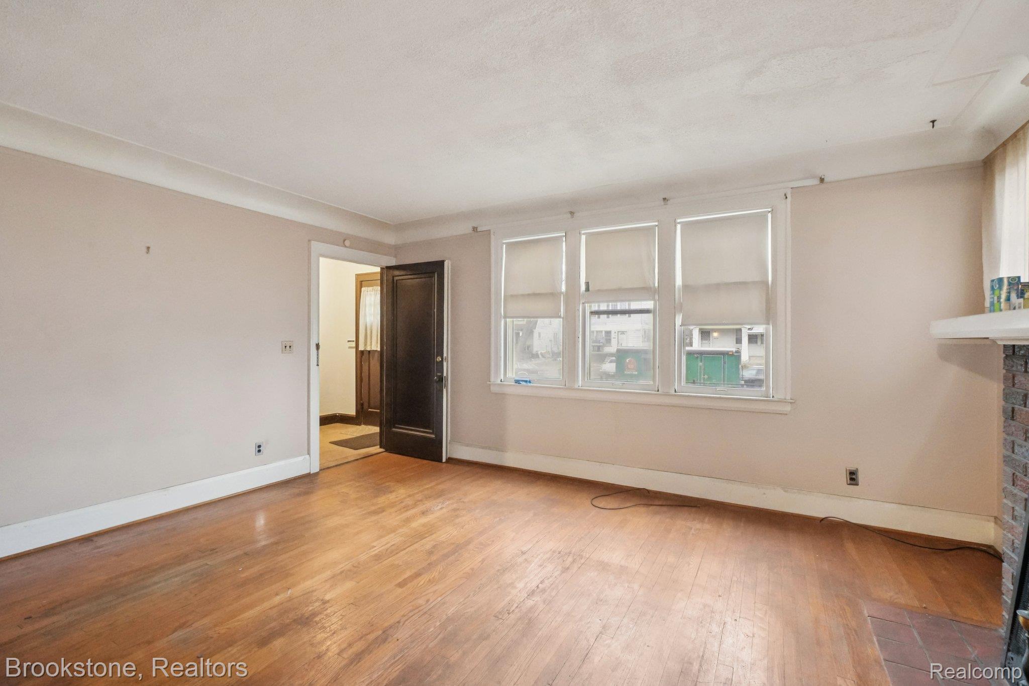 14295 Mark Twain Street