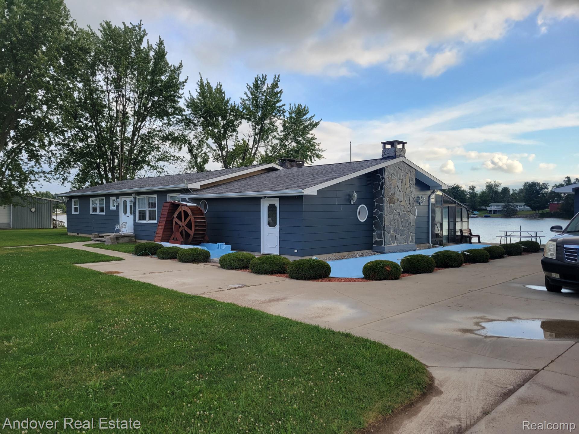 4324 Oak Glen Drive