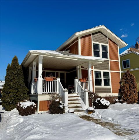 456 Vinewood Street Wyandotte City MI 48192