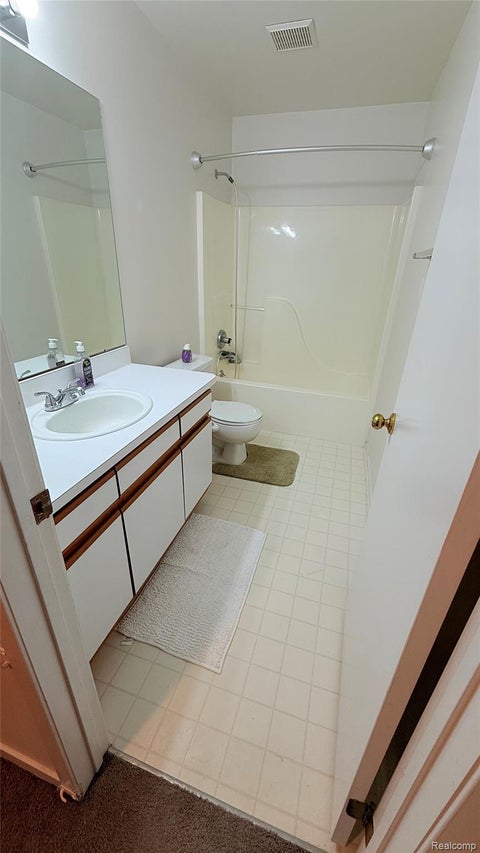 Tiny photo for 41883 CANTEBURY Drive, Novi City, MI 48377 (MLS # 20261083924)