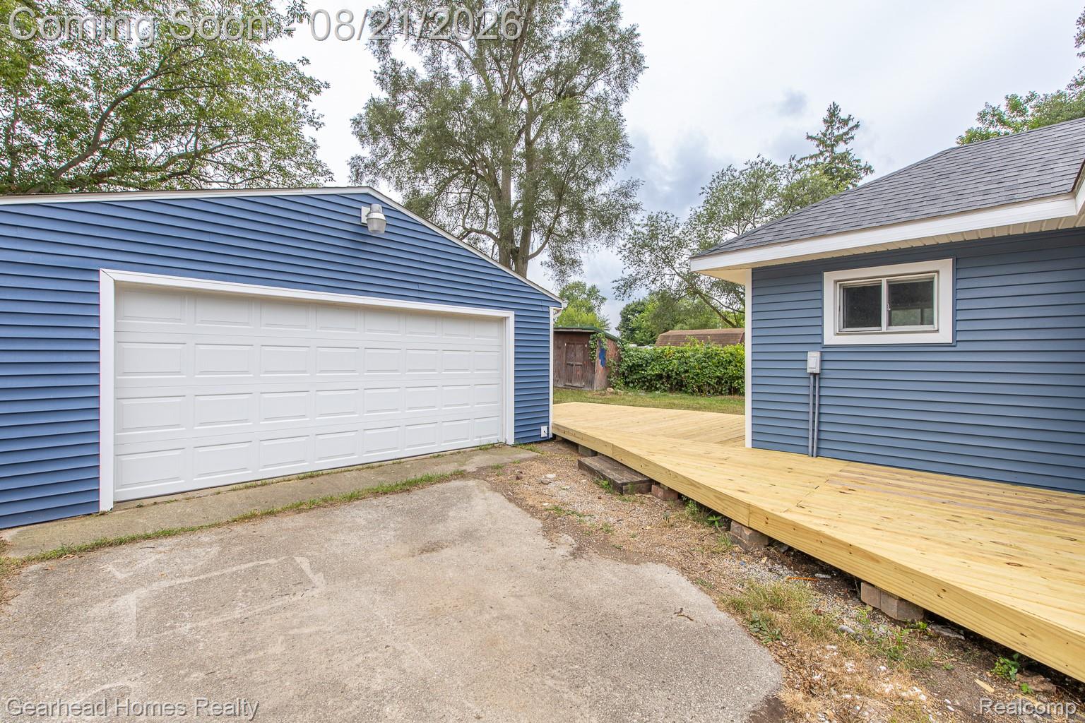 Properties Available 1 - 1 156 Myron Street