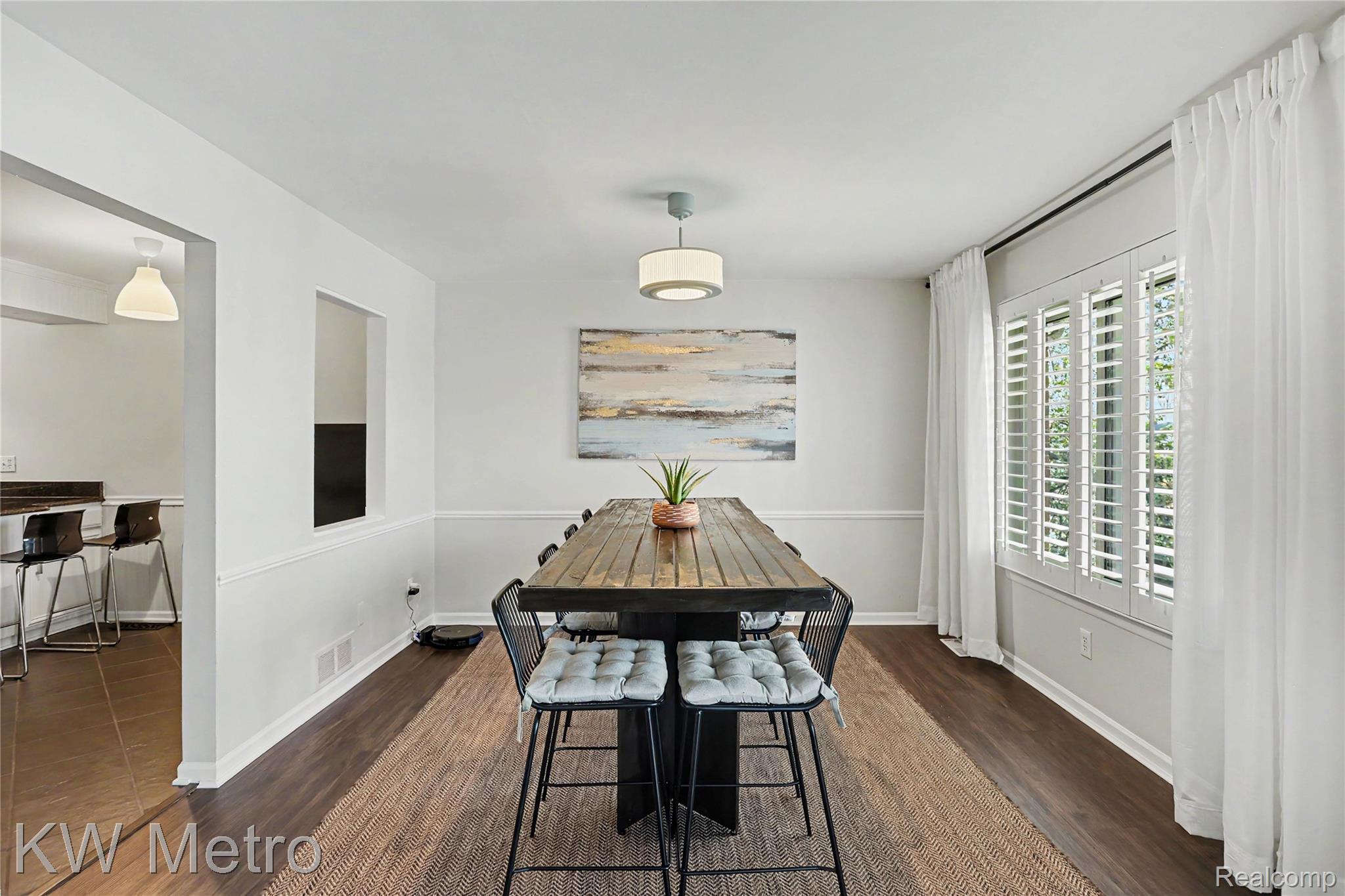 2471 Mulberry Square 15