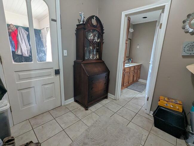 888 E Saint Joe Highway