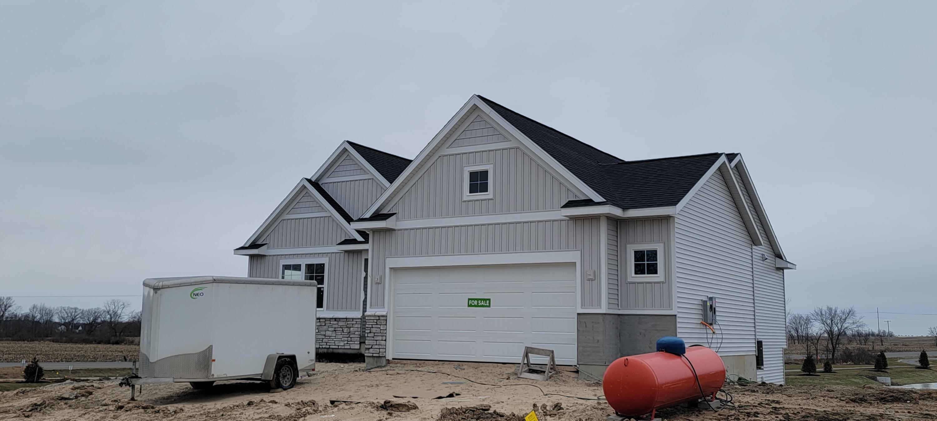 4825 Duttonvale Drive SE 1