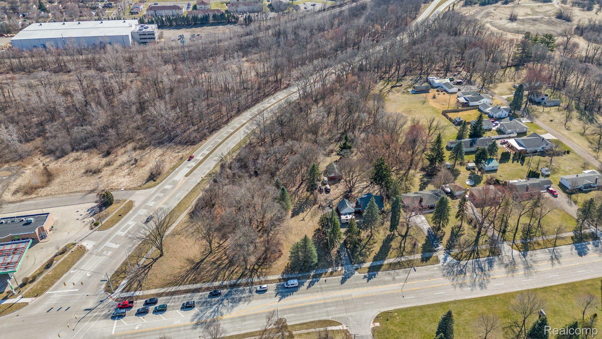 405 W WALTON Boulevard