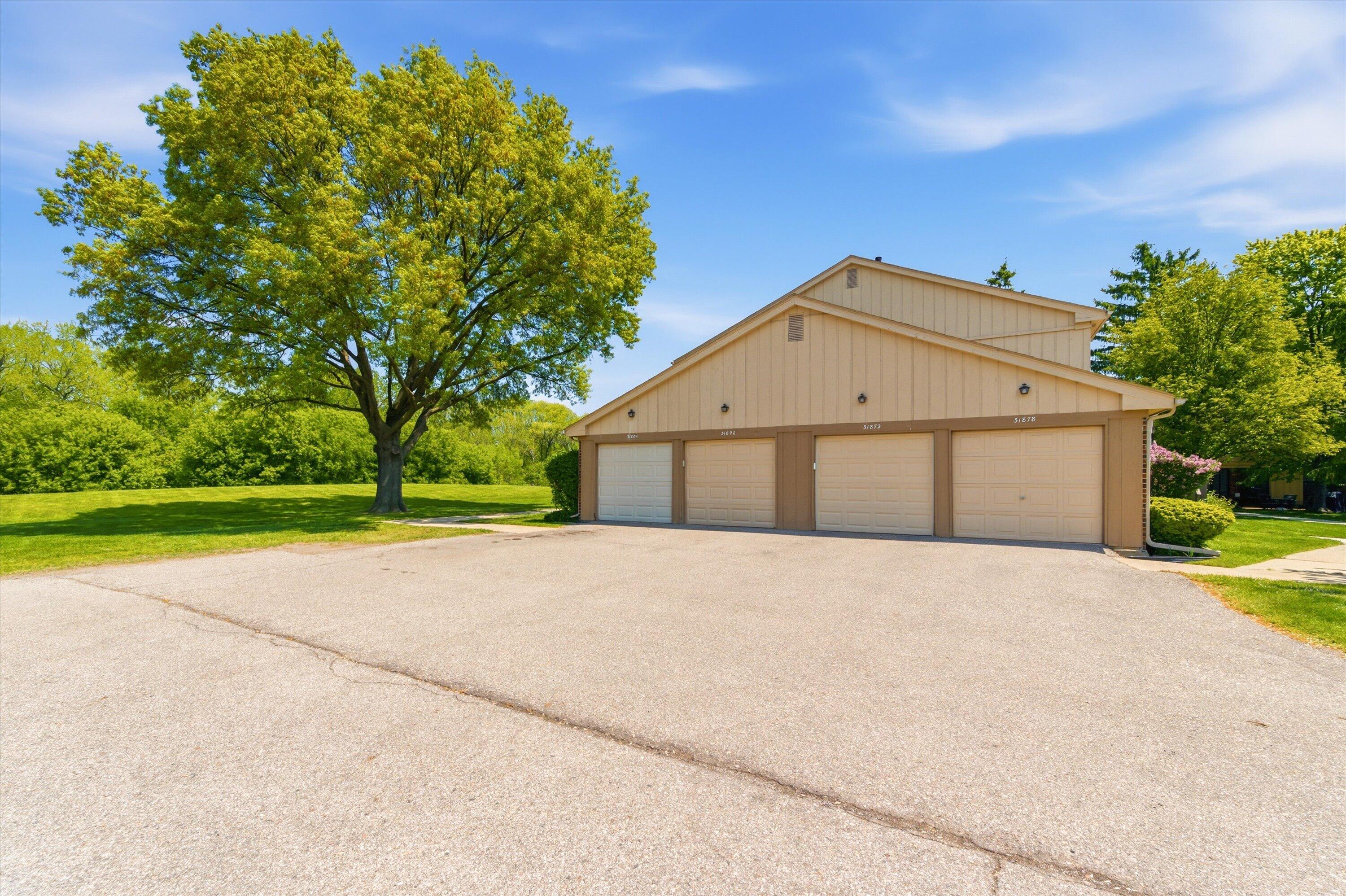 31890 Ivy Lane
