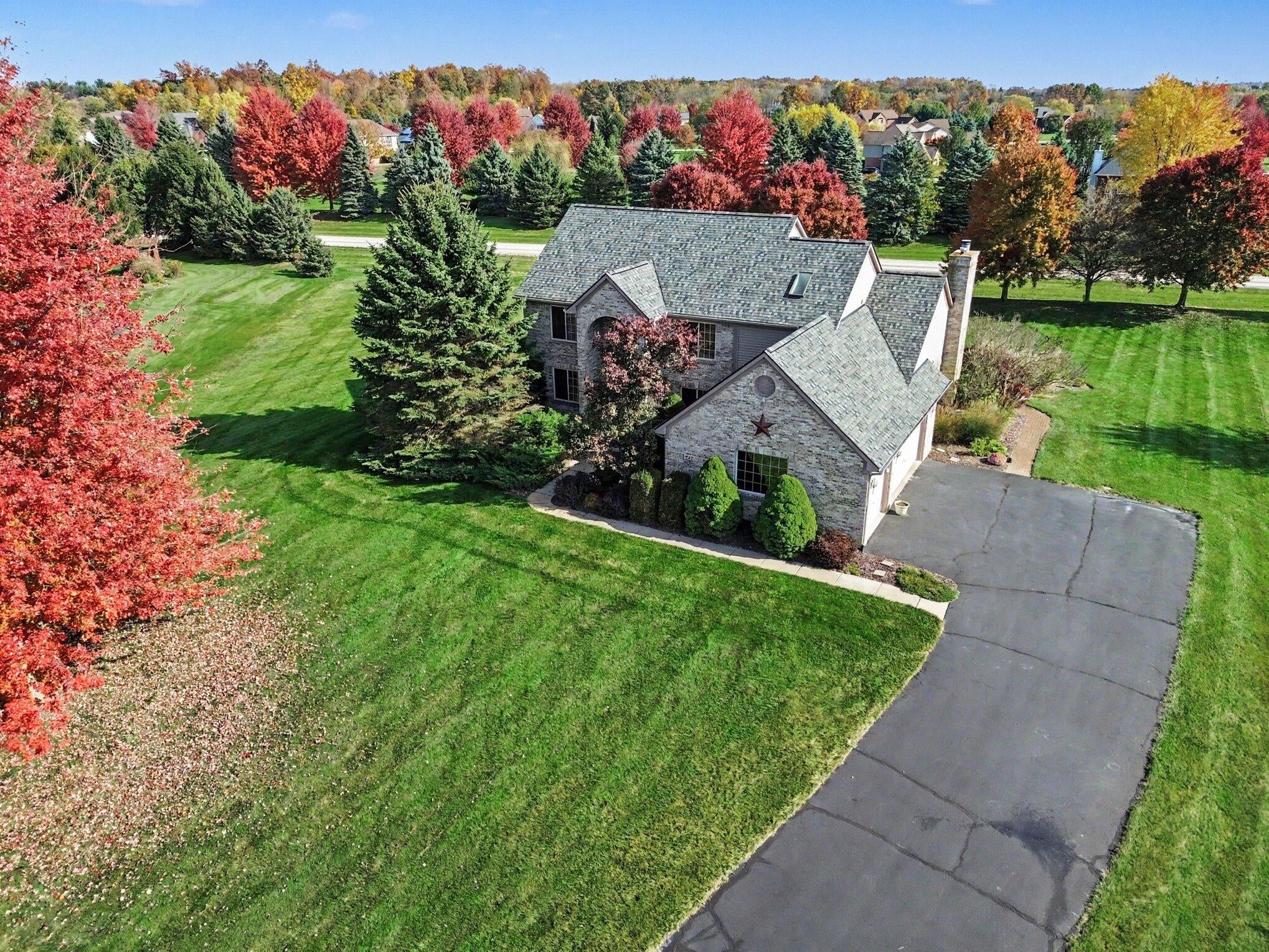 533 Victoria Court