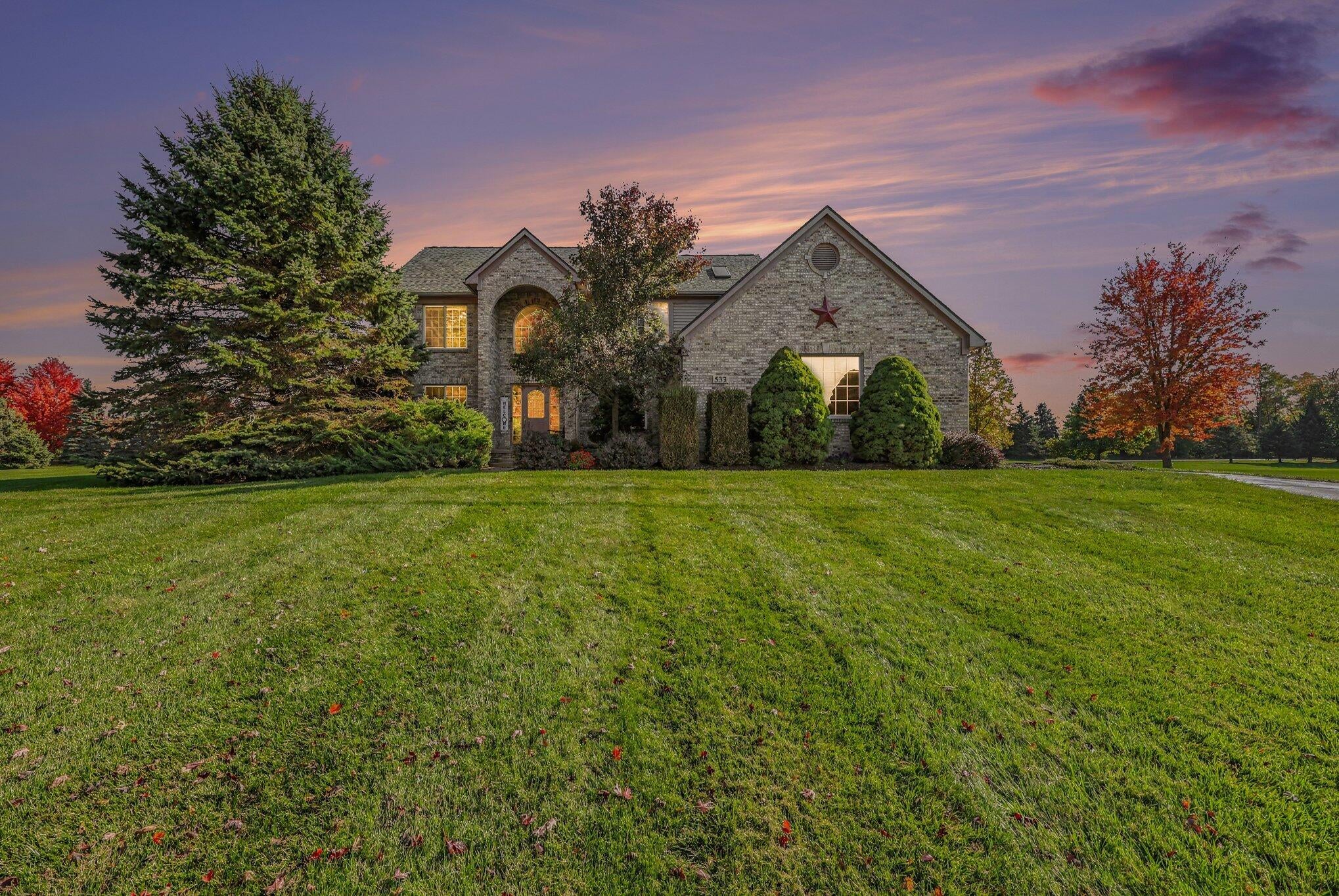 533 Victoria Court