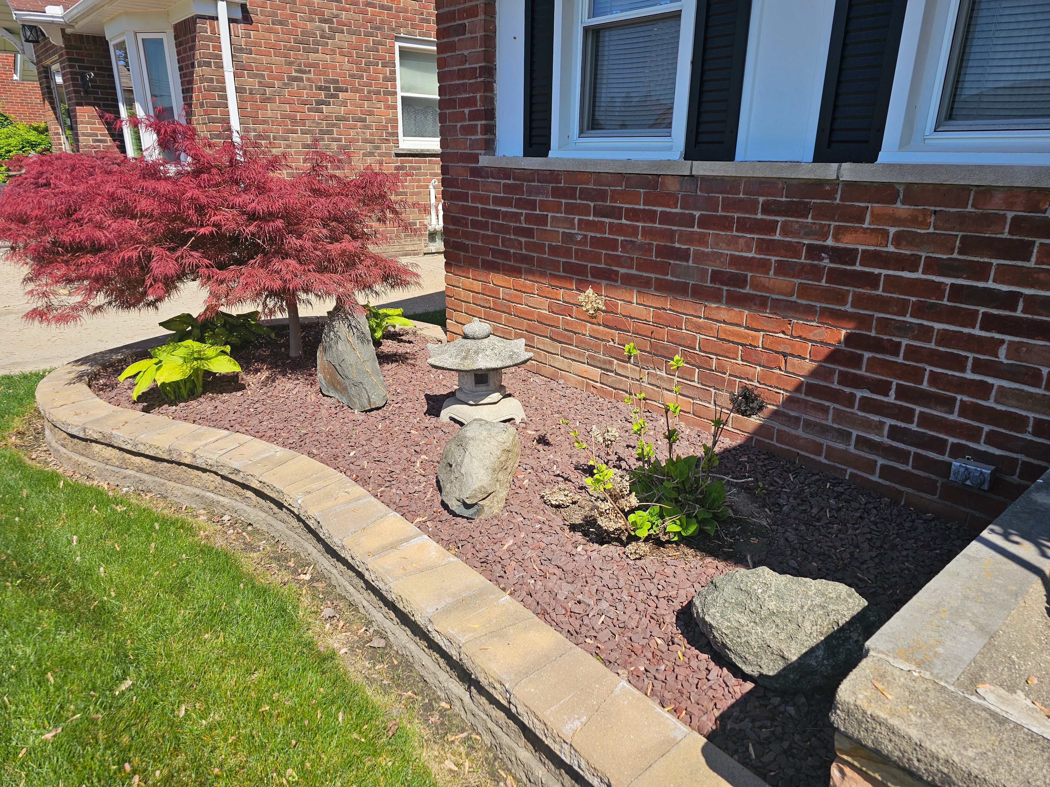 1231 Linden