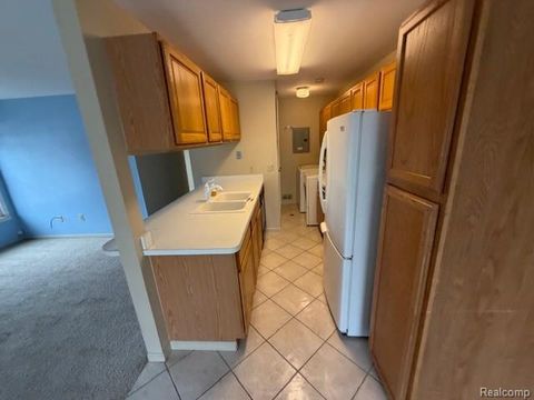 Tiny photo for 2802 Willow Court, Orion Charter Township, MI 48360 (MLS # 20251061389)