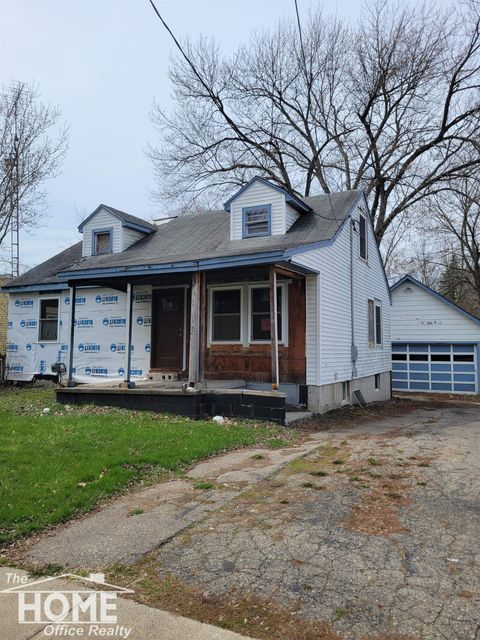 Photo of 910 S Saginaw Street, Owosso City, MI 48867 (MLS # 5050204820)