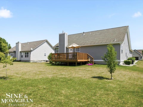 Tiny photo for 4118 Aspen Cir Circle, Grand Blanc Charter Township, MI 48439 (MLS # 58050219619)
