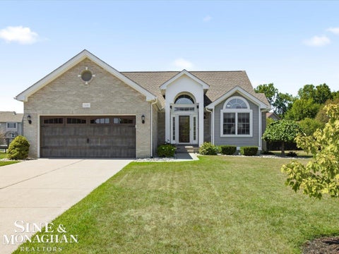 Photo of 4118 Aspen Cir Circle, Grand Blanc Charter Township, MI 48439 (MLS # 58050219619)