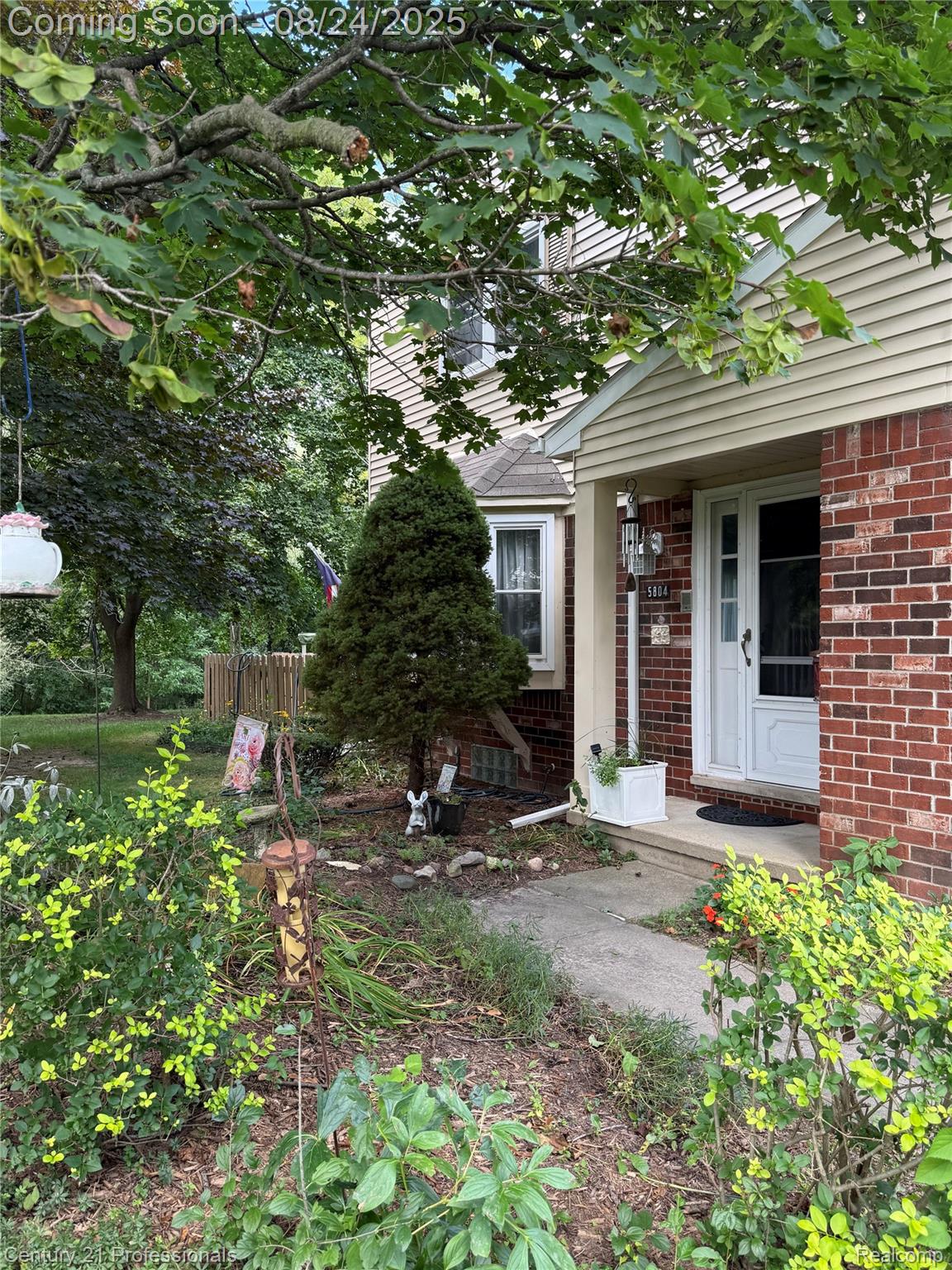 5804 Northfield Parkway