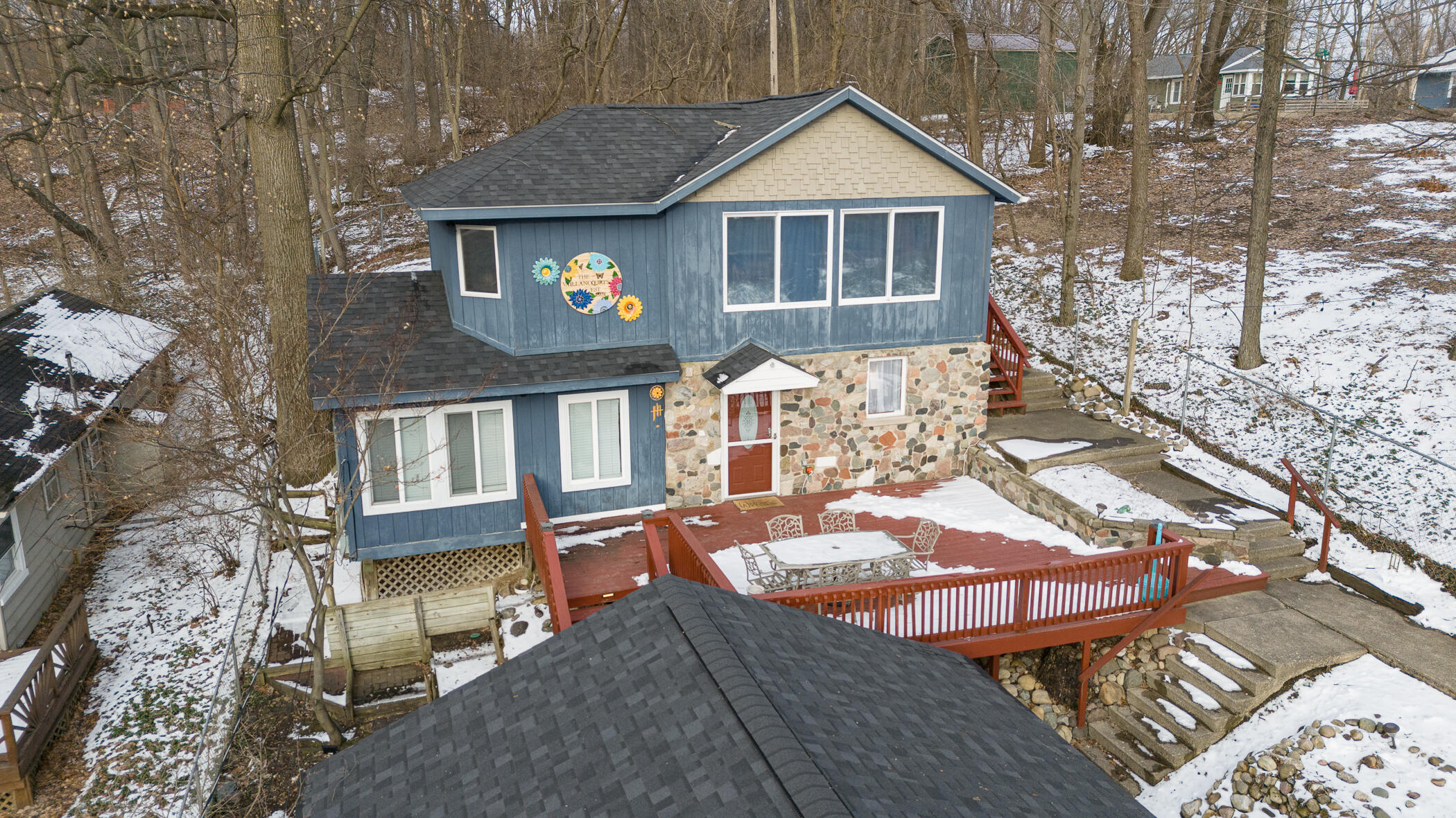 11230 Lakeshore Drive