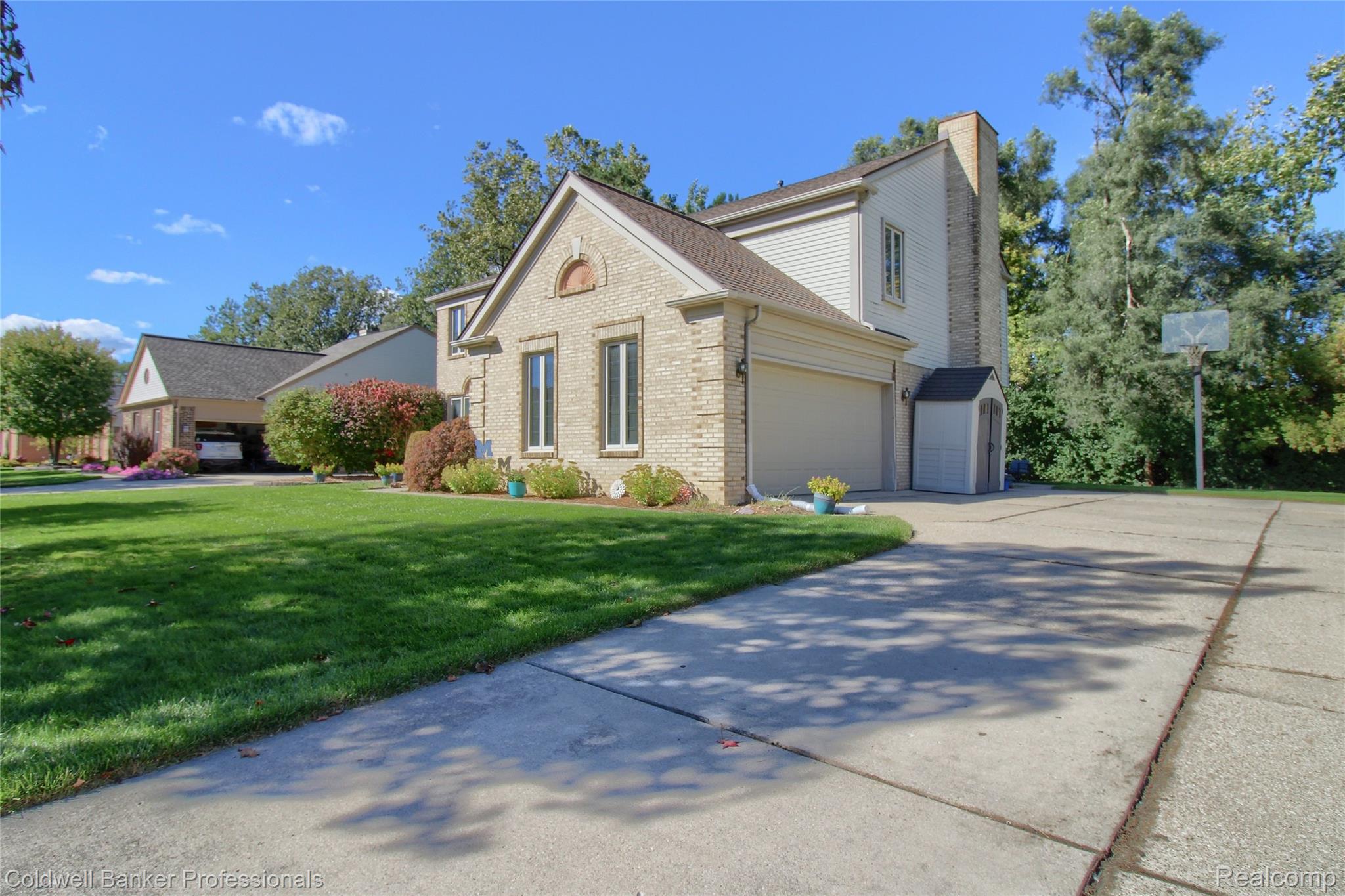 47166 Glenhurst Drive
