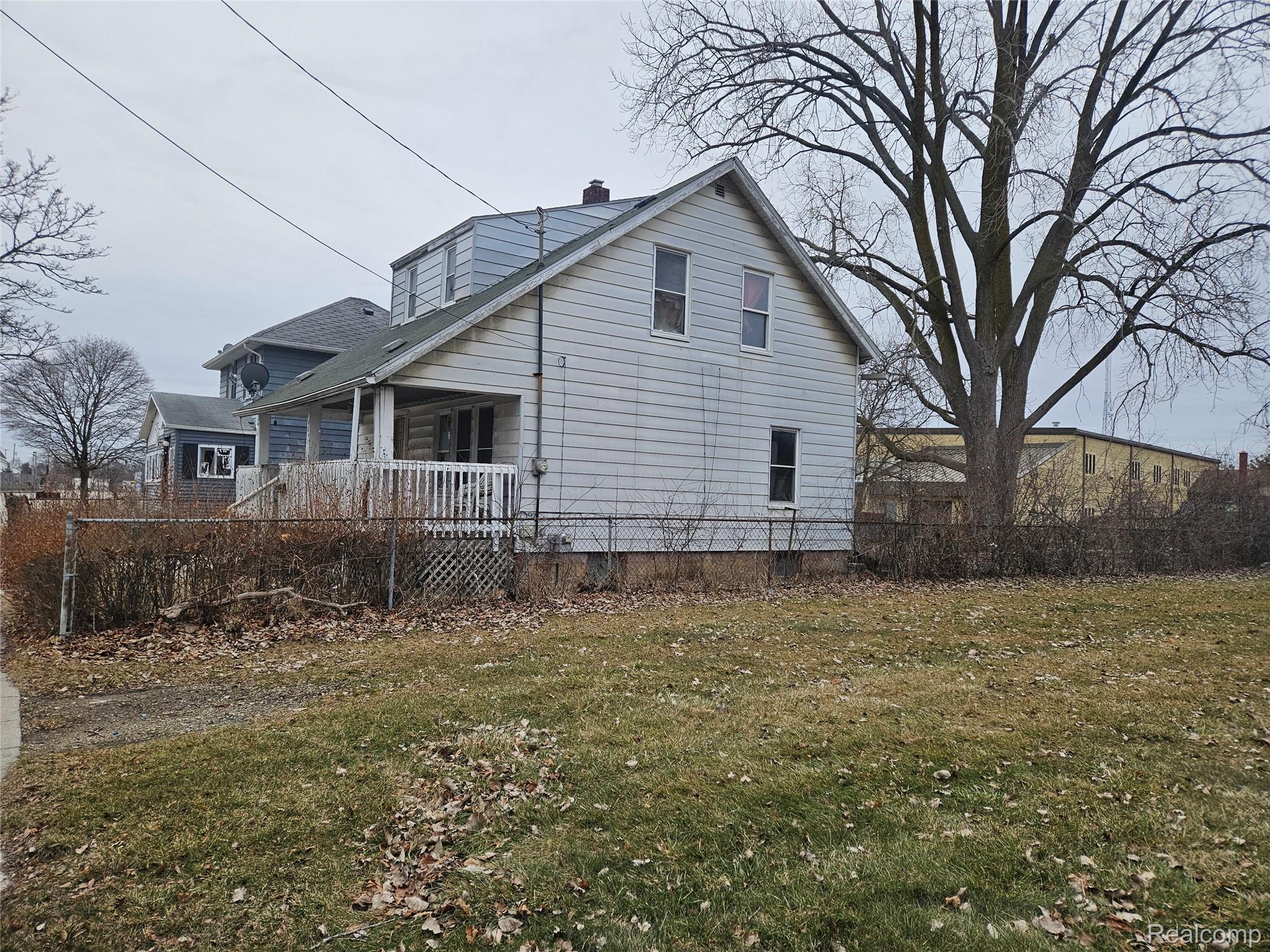407 E 12th Street