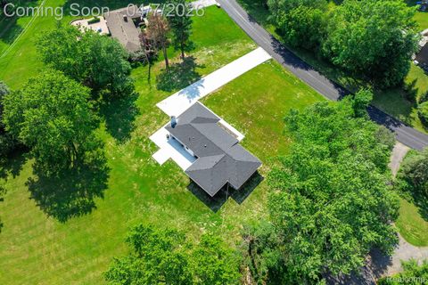 Tiny photo for 6284 Malvern Drive, Troy City, MI 48098 (MLS # 20261021774)