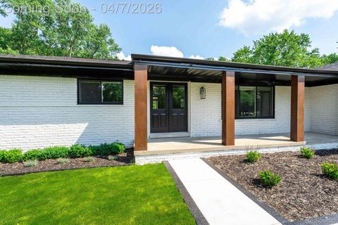 Tiny photo for 6284 Malvern Drive, Troy City, MI 48098 (MLS # 20261021774)