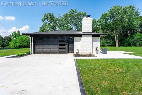 Tiny photo for 6284 Malvern Drive, Troy City, MI 48098 (MLS # 20261021774)