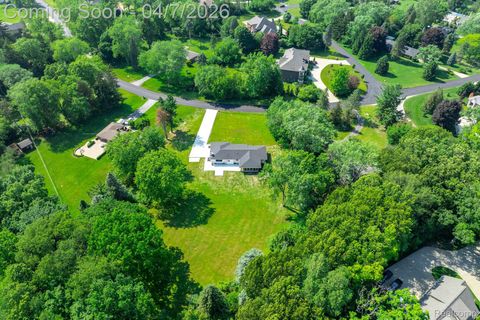 Tiny photo for 6284 Malvern Drive, Troy City, MI 48098 (MLS # 20261021774)