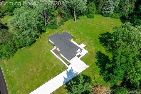 Tiny photo for 6284 Malvern Drive, Troy City, MI 48098 (MLS # 20261021774)