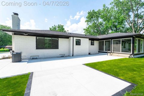Tiny photo for 6284 Malvern Drive, Troy City, MI 48098 (MLS # 20261021774)