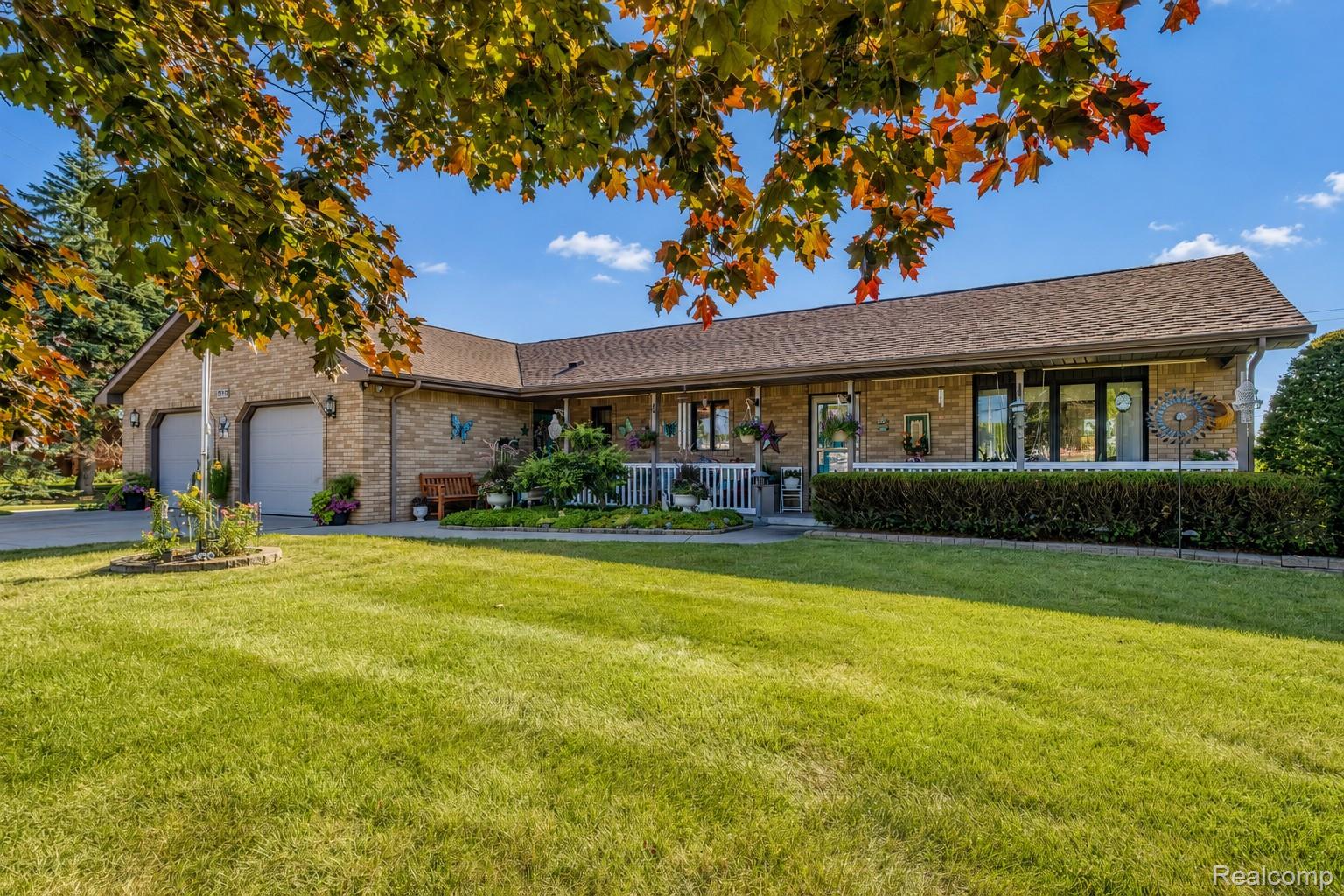 856 N Hemlock Road