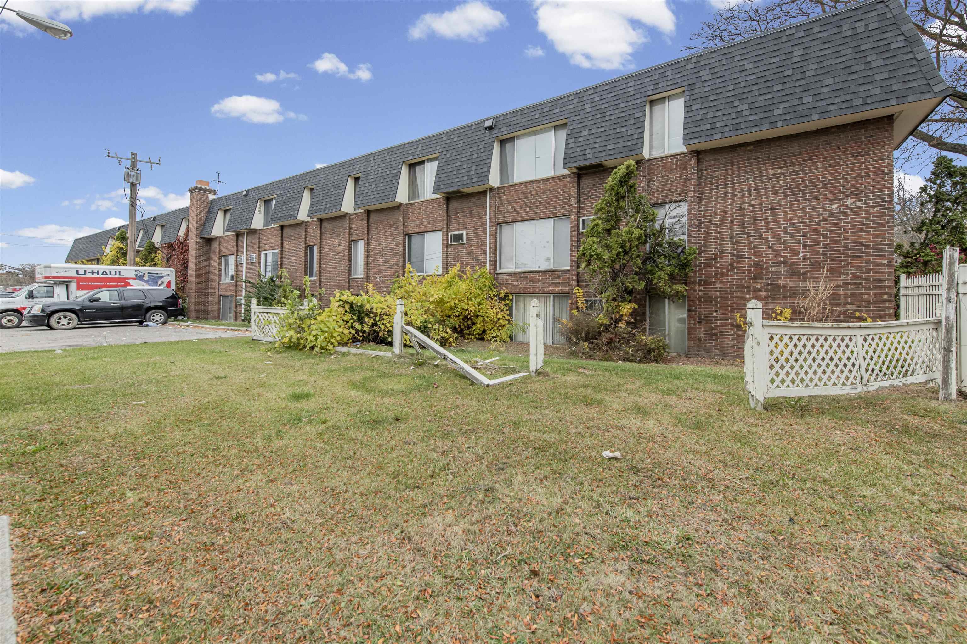 23740 Fenkell Street