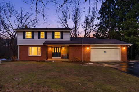 9249 E H Avenue Comstock Charter Township MI 49048