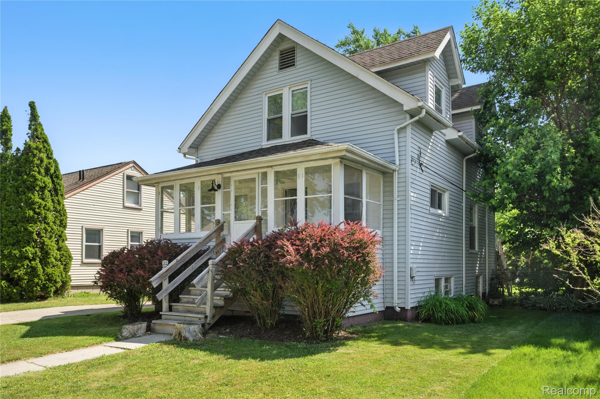 306 N Kenwood Avenue