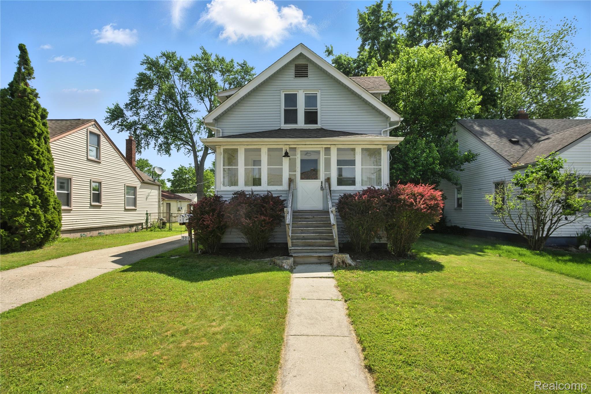 306 N Kenwood Avenue