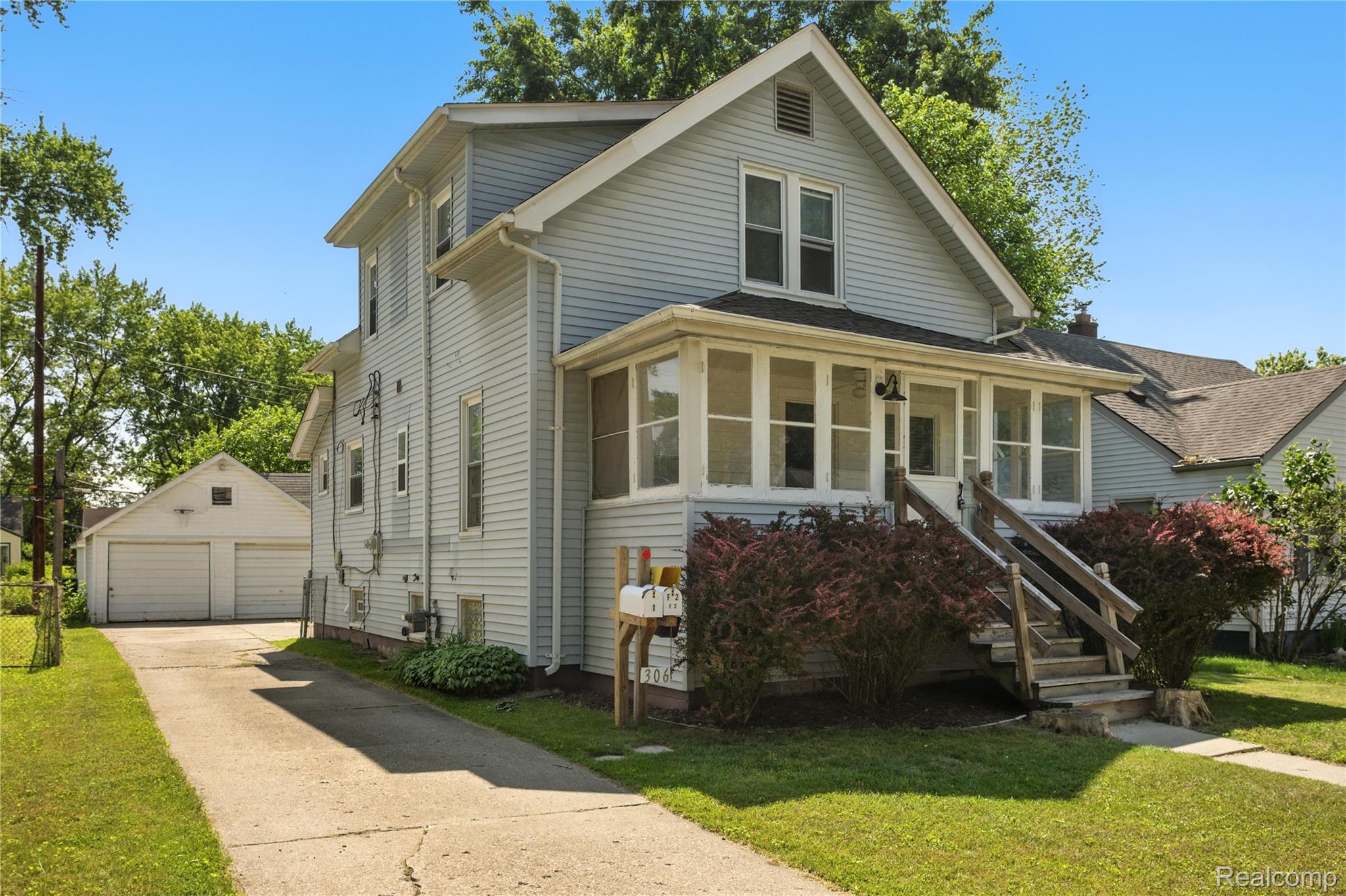306 N Kenwood Avenue