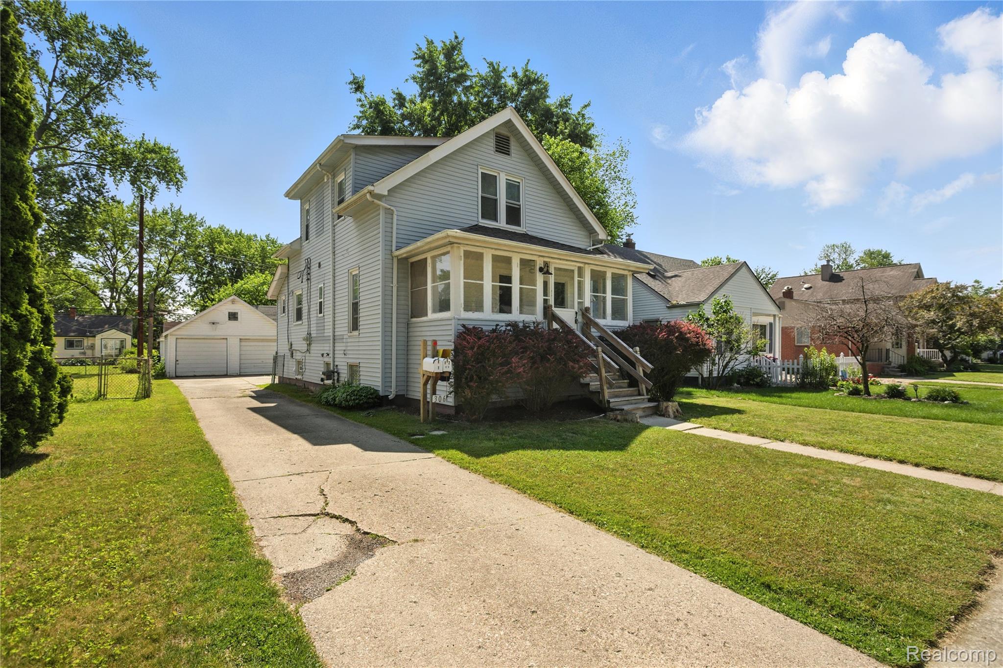306 N Kenwood Avenue