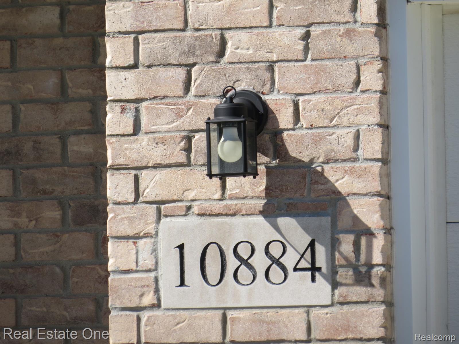 10884 Island Lake Drive