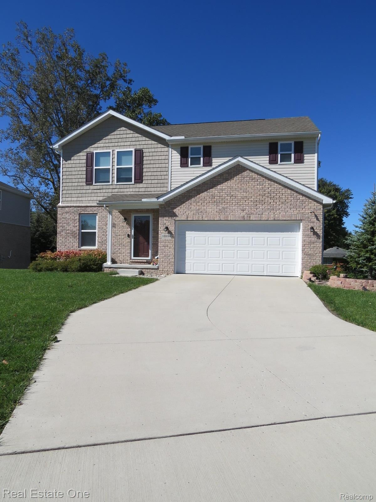 10884 Island Lake Drive