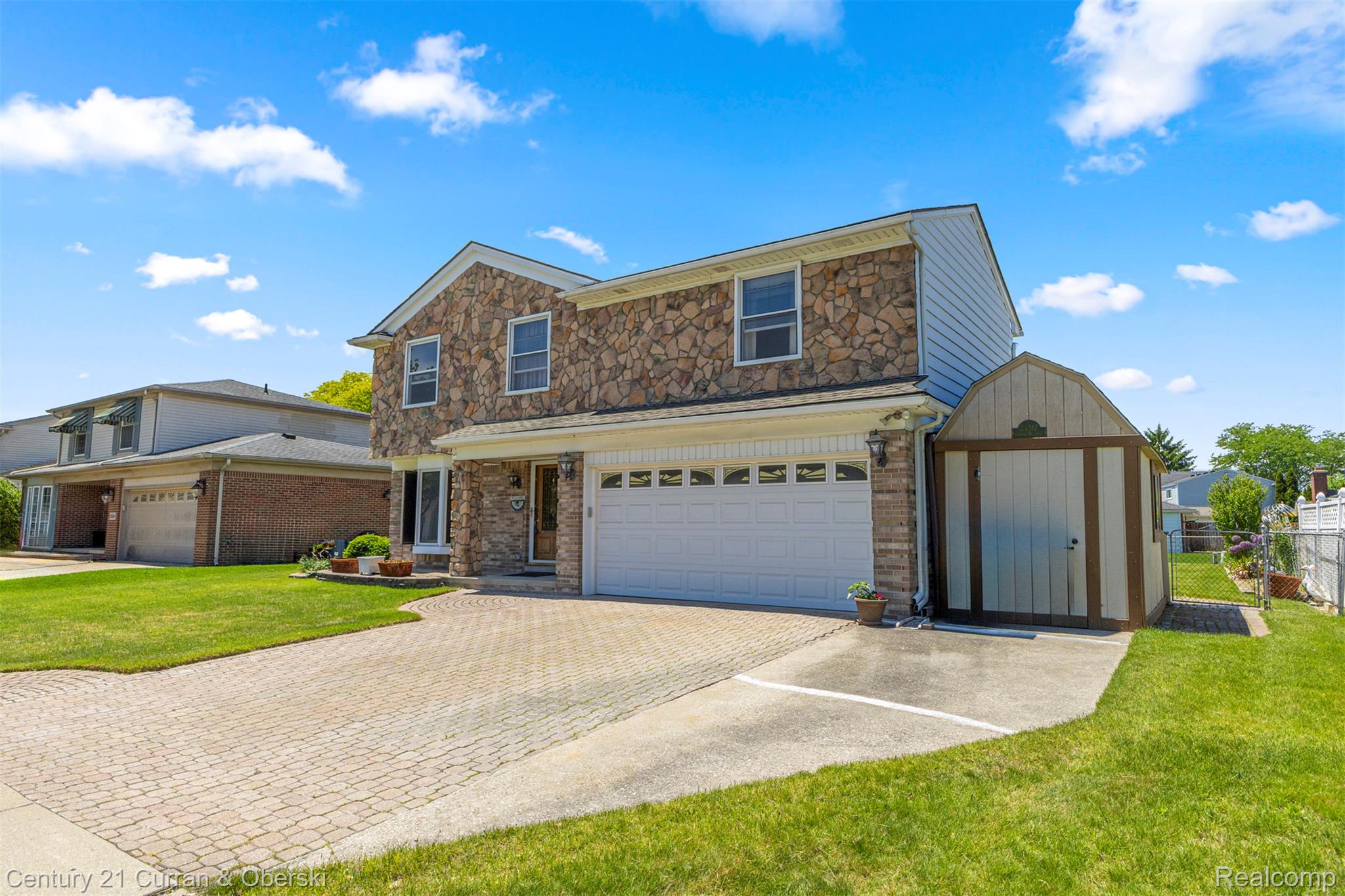 23312 E Fairway Drive