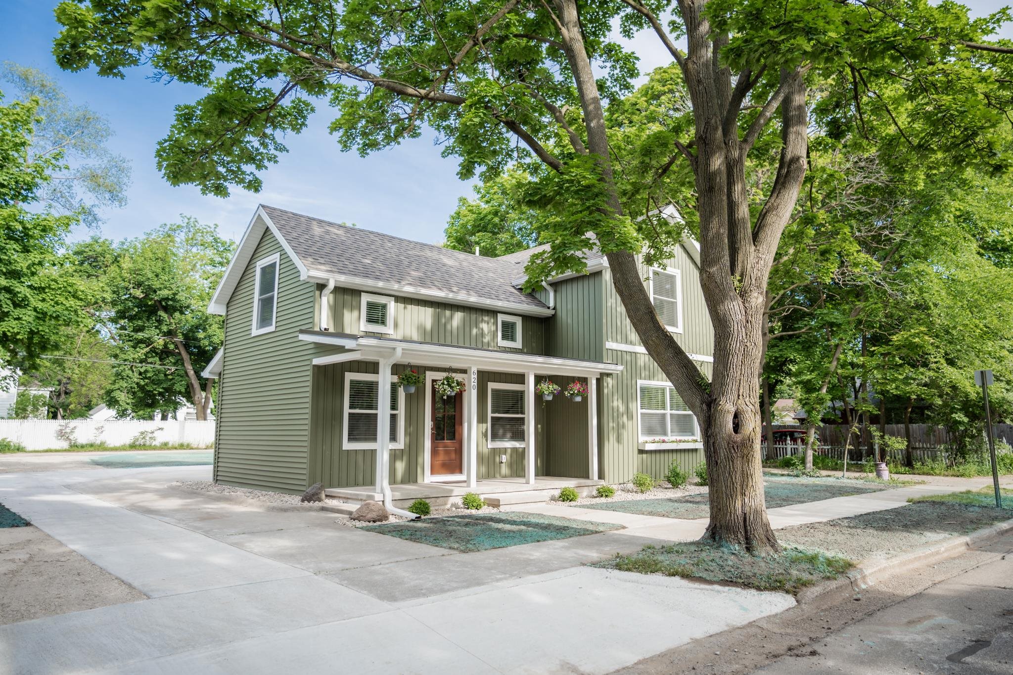 620 S Lansing Street