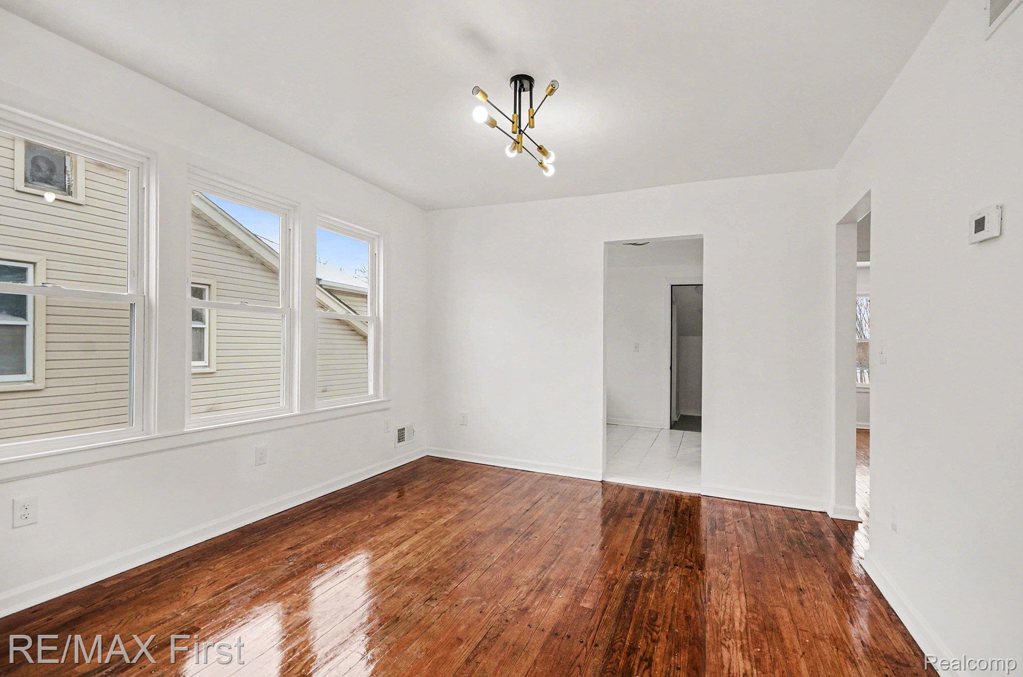 5577 Chalmers Street