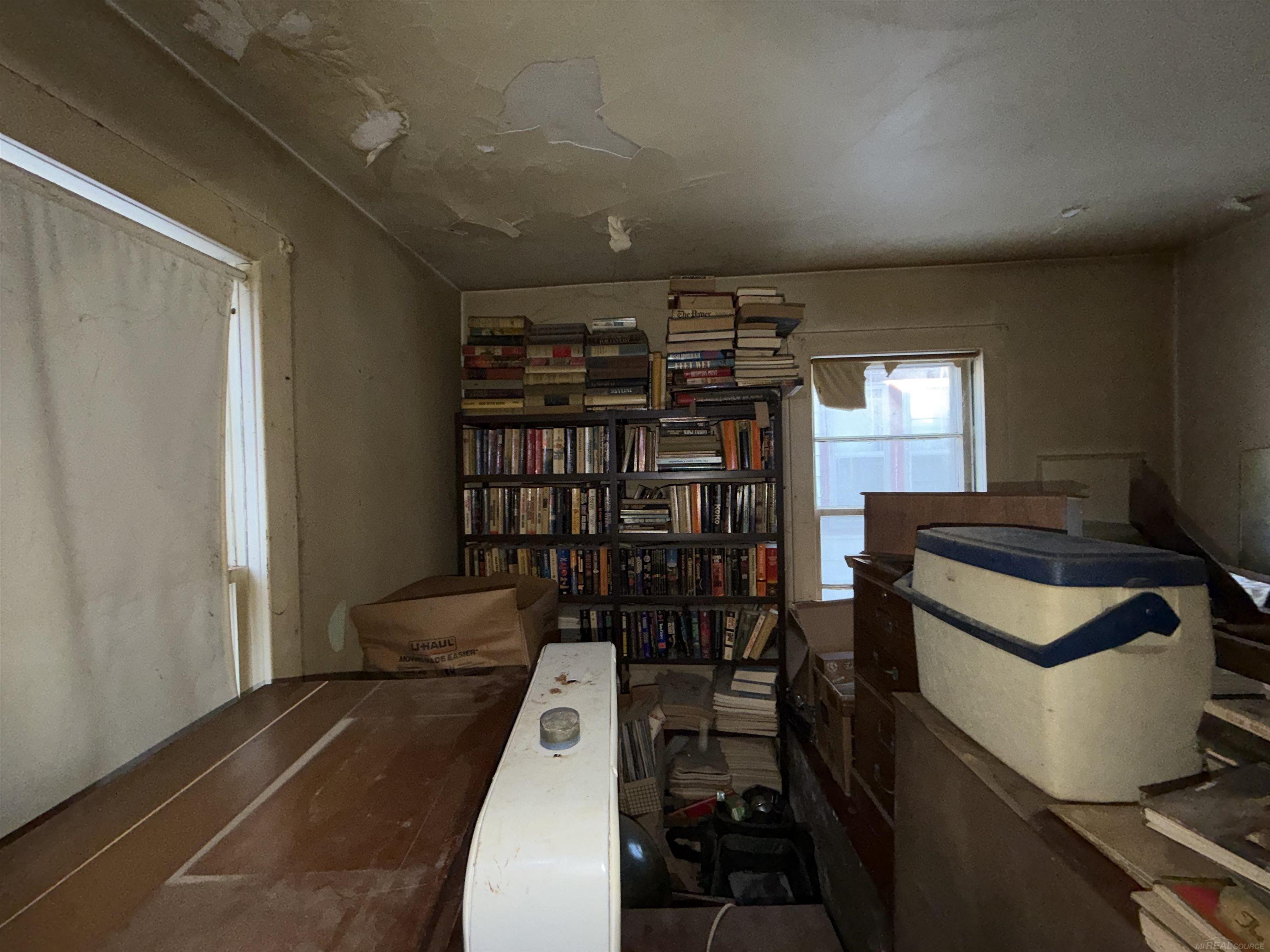 1521 Greenwich Street