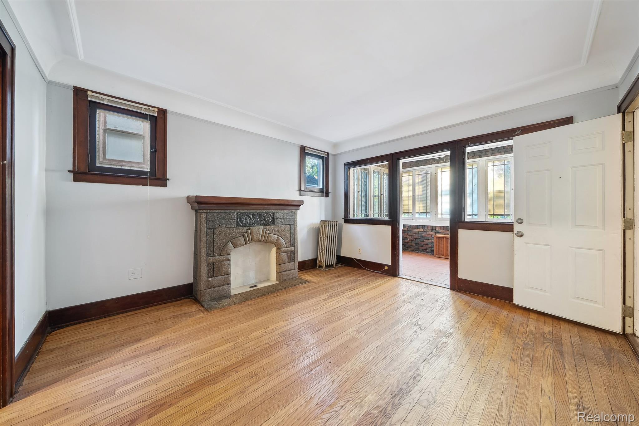 Highland Park City, Michigan 48203, United States, 2 Bedrooms Bedrooms, ,1 BathroomBathrooms,Residential,Active,178238