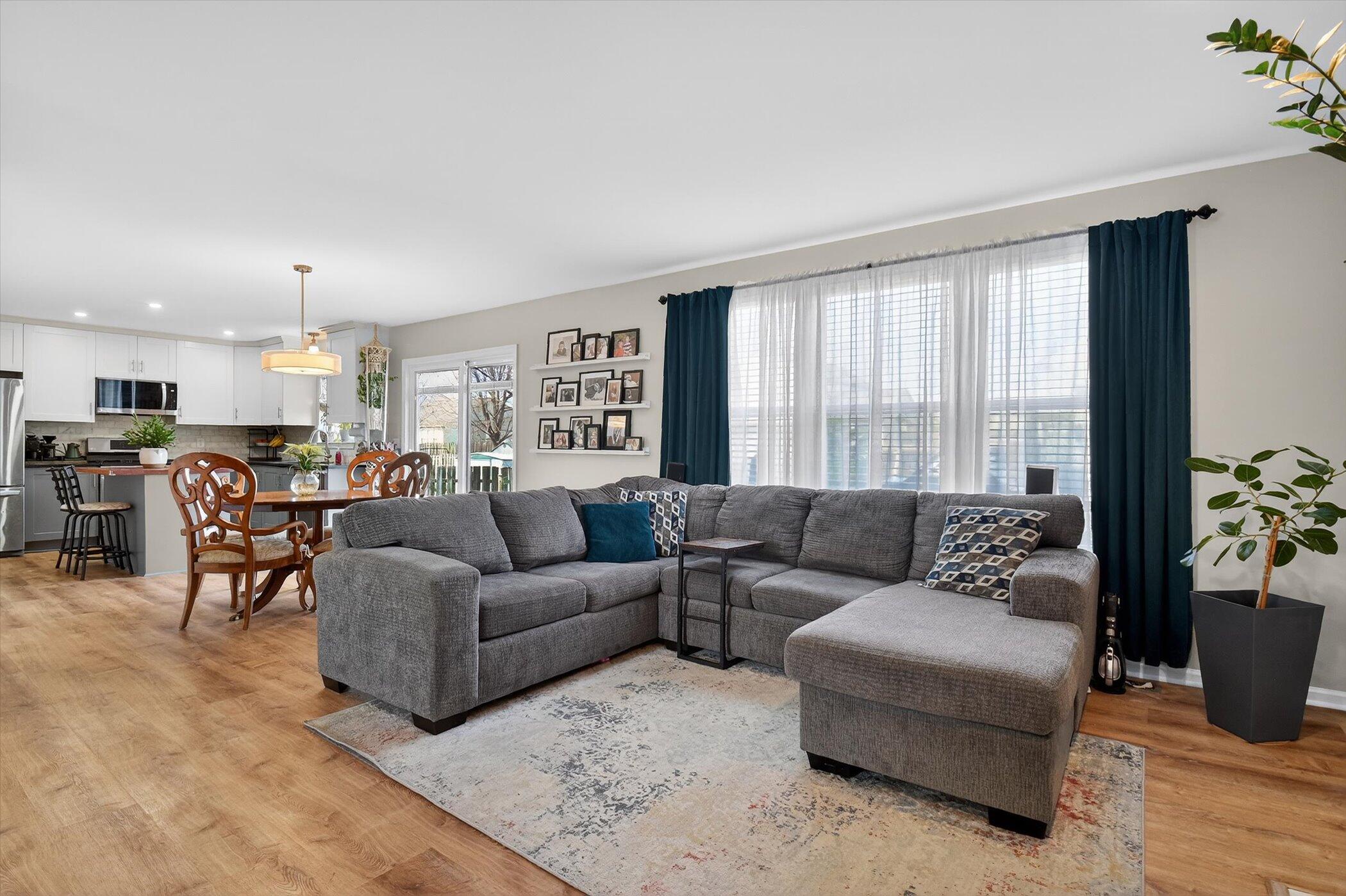 7179 Roxbury Drive
