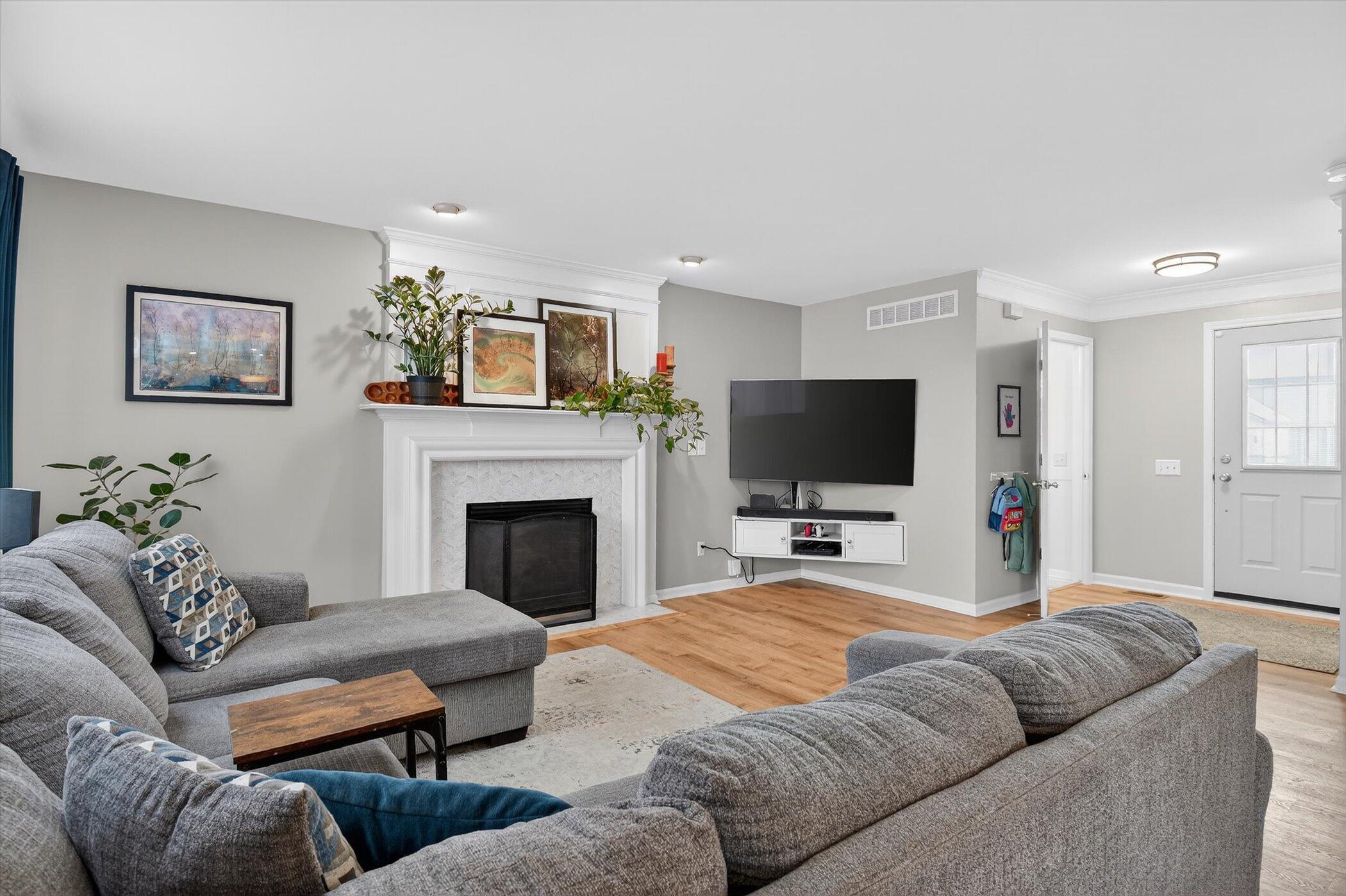 7179 Roxbury Drive