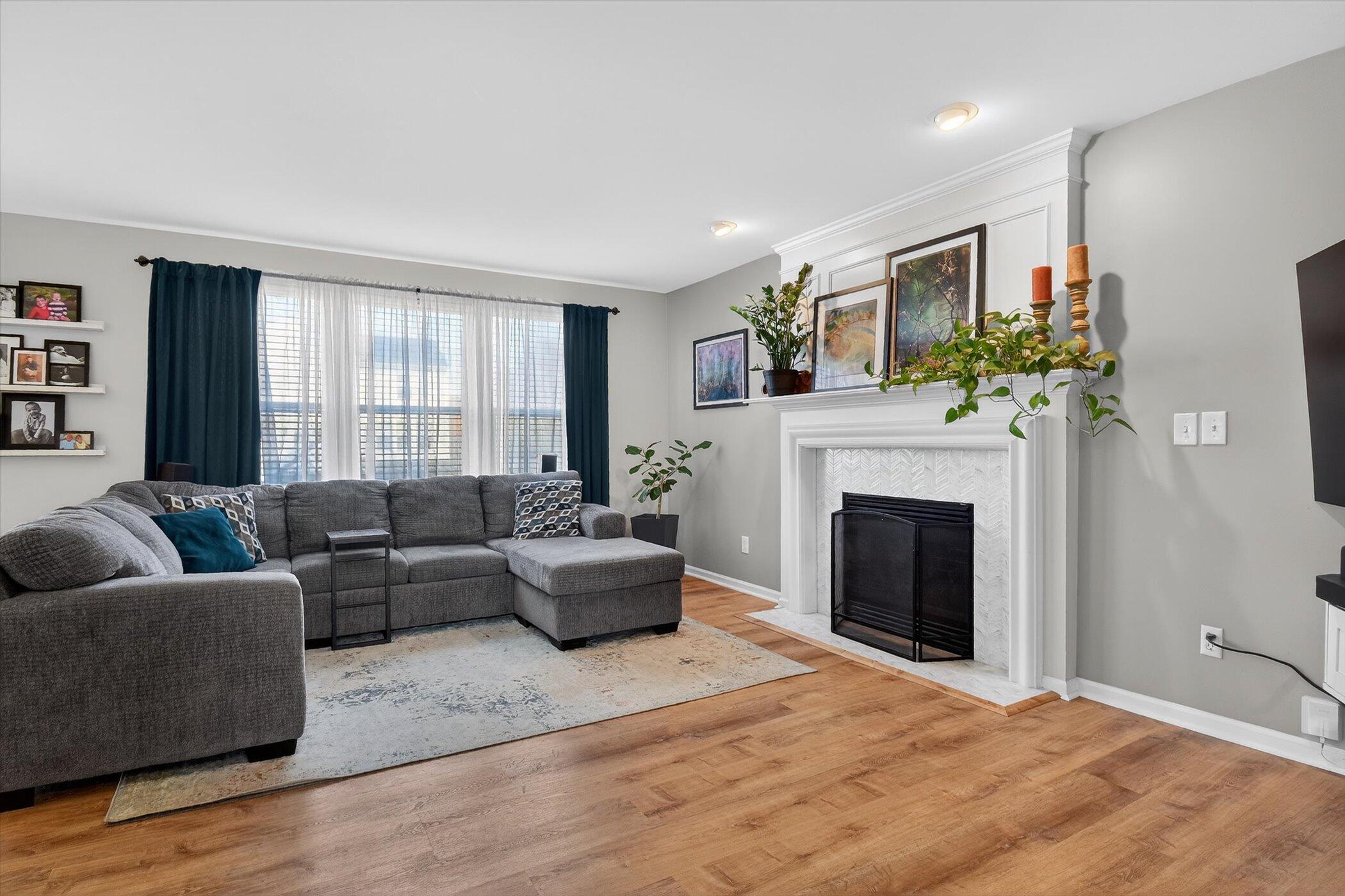 7179 Roxbury Drive